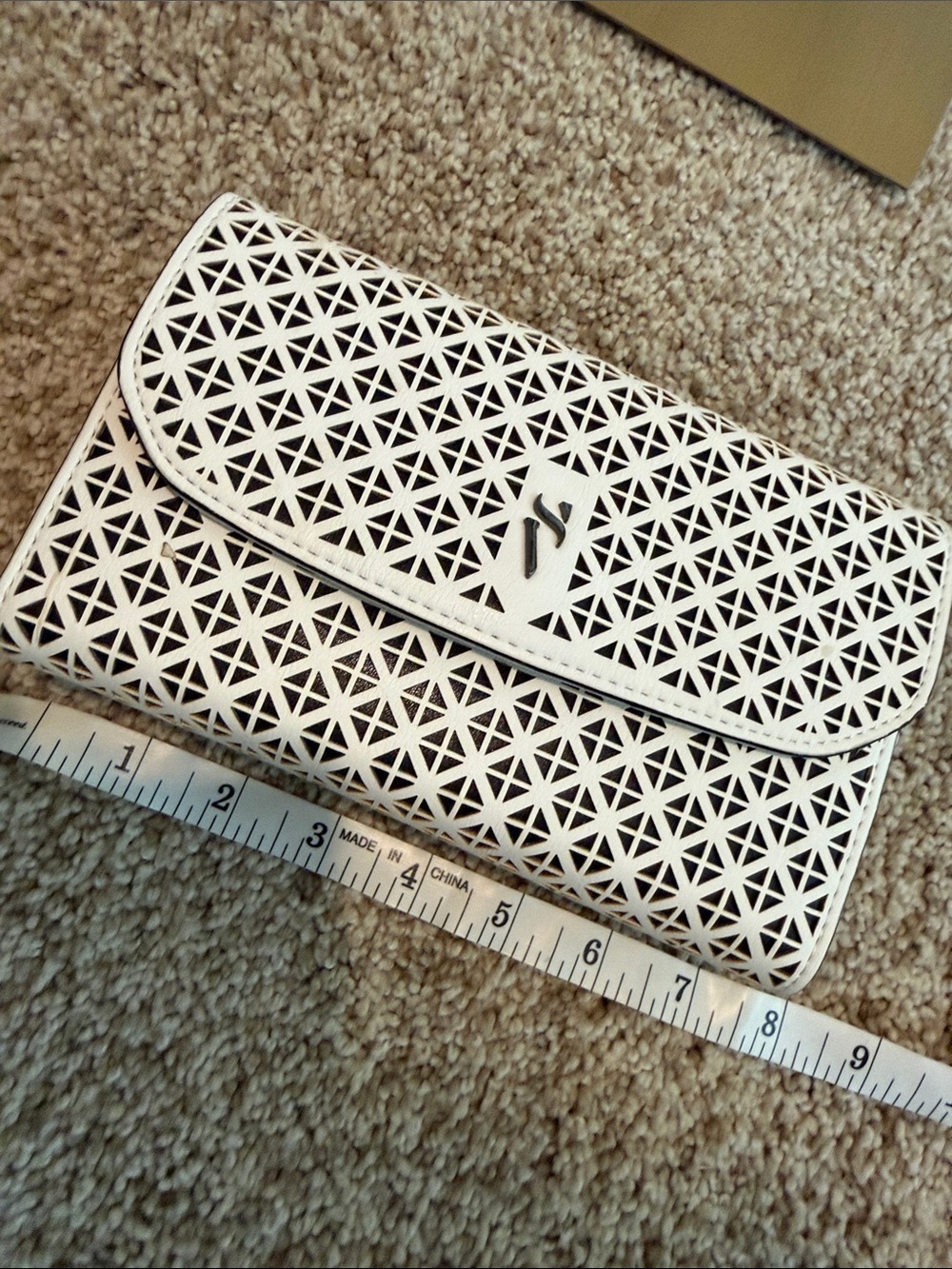 White Laser-Cut Women’s Clutch Wallet - Unbranded